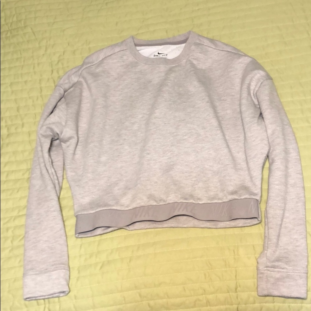 Nike Dri-Fit Crop Sweatshirt